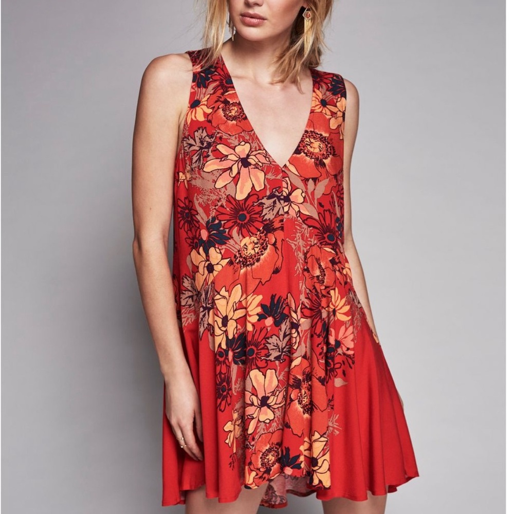 Free People Women's Red Back Yard Party Printed Tunic